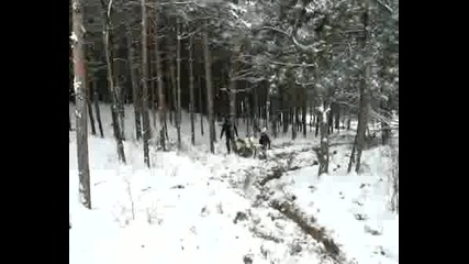 Ендуро Падане В Сняг
