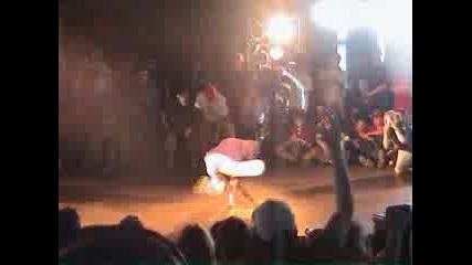 Breakdance By Ex7remis7a