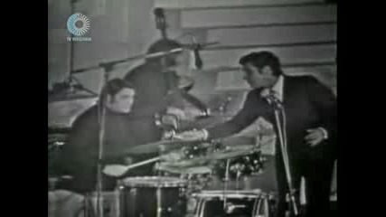 Gilbert Becaud - Je tappartiens (Златен Орфей`71)