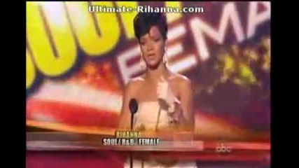 Rihanna Winning Amas 2008