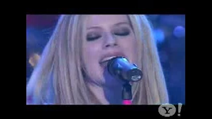 Avril Lavigne - Keep Holding On