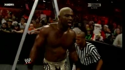 Wwe T L C Christian vs. Shelton Benjamin ( Ladder Match) Part 1