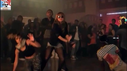 Usher - Dj Got Us Falling In Love (feat. Pitbull) [official Video] [hd]