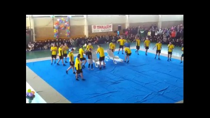 Gangnam style завладя и Нса