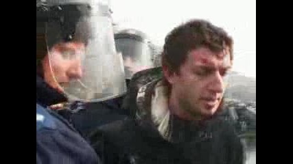 Сблъсъци Между Полицаи И Протестиращи В София