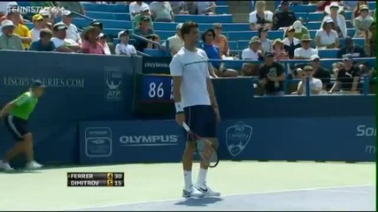 Dimitrov vs Ferrer - Ridiculous Shot - Cincinnati 2011
