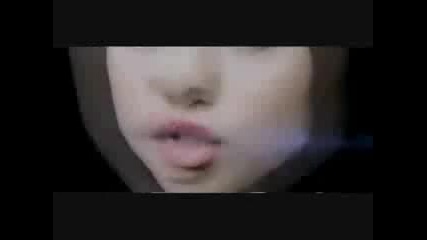 selena gomez bubblegum 