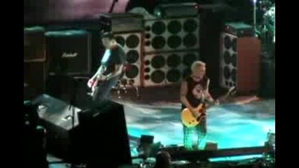Pearl Jam - Lukin ; I Believe In Miracles ( New York 08)
