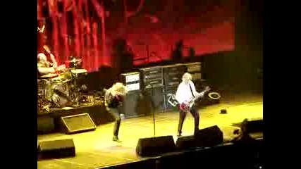 Led Zeppelin - Kashmir, London O2 Arena 2007