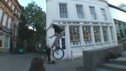 Няколко луди изпълнения с - Bike 