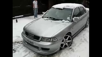 Audi A4 на сняг 