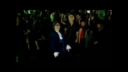 Madonna - Beautiful Stranger (video)