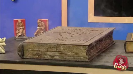 Книга на чудовищата - скрита камера
