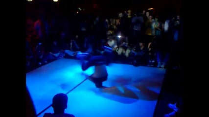 Flying - Steps show 2009 Austria B - Boy Jam