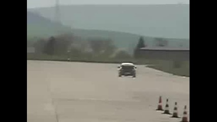 Edno Subaru na Pista drakon