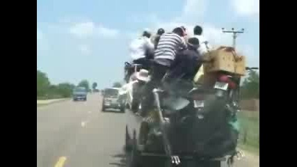 На това се вика натоварена кола!