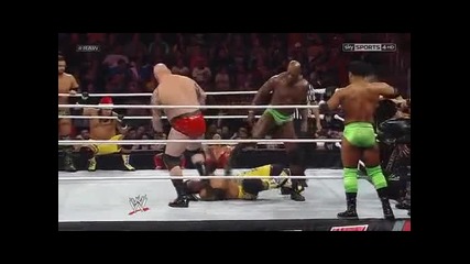 Wwe Monday Night Raw 24.12.2012 Uso, Marella, Gabriel, Kidd and Clay vs Tensai, Prime Time and 3 M.b