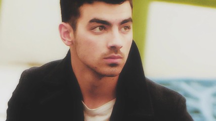 Joe Jonas - Love Slayer [цялата песен]