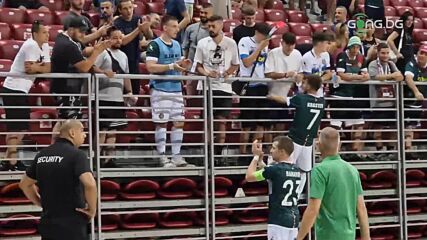 Играчи и фенове на Амиго Северозапад след равенството с Йоребро