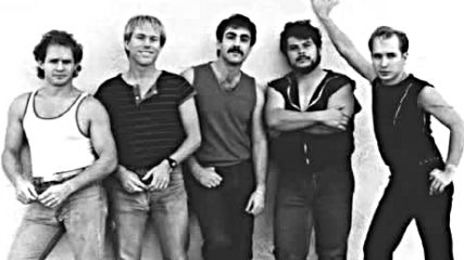 The Monroes - What Do All The People Know