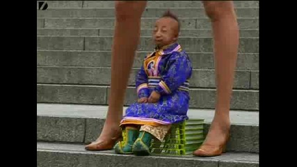 Smallest Man Meets Tallest Legs