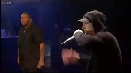 Eminem Bзриви публиката със страхoтния си концерт 
