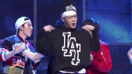 [win : Who Is Next] Team B 1st Battle Round 2 (dance Battle) - 그xx (that Xx) & Crayon - G-dragon