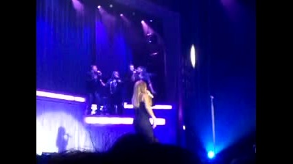 Mariah Carey gave another amazing live performance of Emotions at Borgata Event Center in Atlanti 