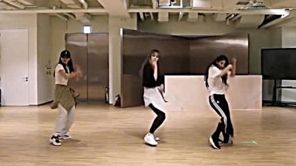 mirrored Seulgi x Sinb x Chungha x Soyeon - Wow Thing Dance Practice