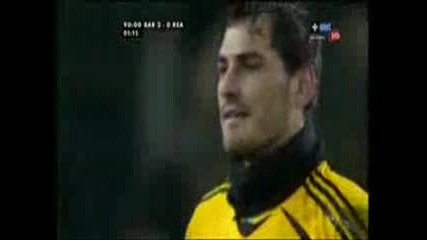 Iker Casillas vs Messi
