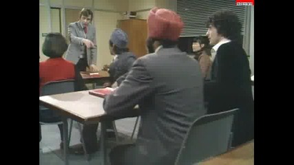 Mind Your Language - S01e12