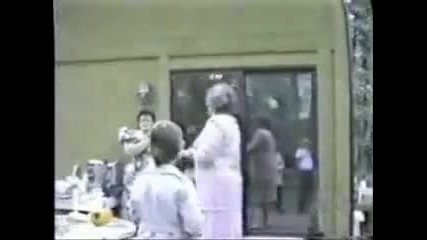 Подгответе се за много смях