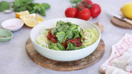 Cucumber Noodles with a Chunky Tomato Sauce.mp4