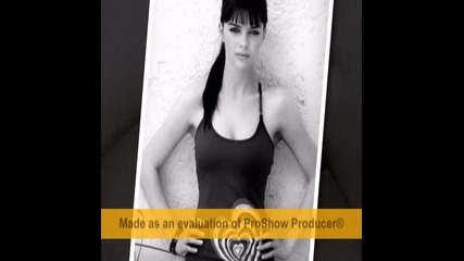 Pelin Karahan За Конкурса На mihaela0112 i koteto v