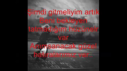 Beni Hic Yalansiz Sevmedinmi Sen ?
