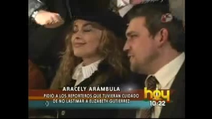 Aracely Arambula y Elizabeth Gutierrez en Obra de Teatro Un Amante a la Medida 