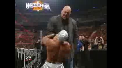 Floyd Mayweather напада Big Show