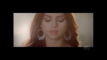 10 секунди от видеоклипа на песента на Selena Gomez - Who says 