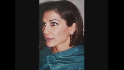 Despina Vandi - Peritos [live]