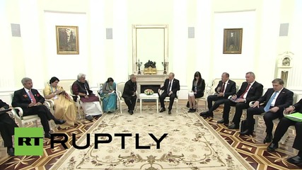 Russia: Indian President Mukherjee congratulates Russia on V-Day anniversary