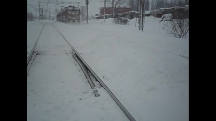 влак № 70201 заминава от гара Враца