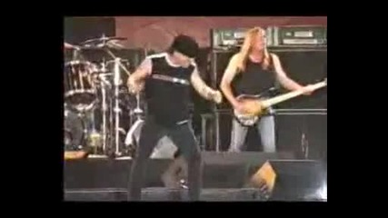 Ac/dc - Hell Ain`t A Bad Place To Be