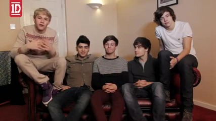One direction ви пожелават Весела Коледа : ))
