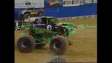 Monster Jam - Grave Digger Freestyle from St. Louis