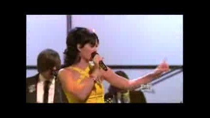 Katy Perry - I Kissed A Girl