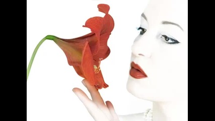 Moliner - Lady in red