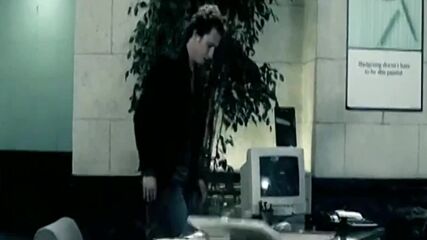 Trapt - Stand Up ( Hq )