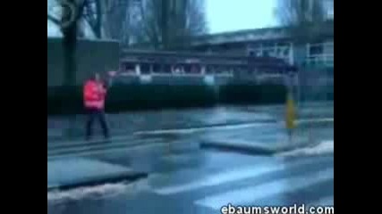 8 Минути Смях осигурен от biiohazard