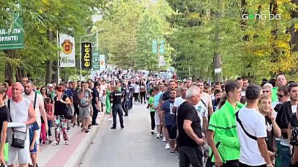 Хиляди фенове се стичат към "Хювефарма Арена" за Лудогорец - Динамо З
