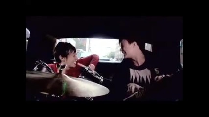 Matt And Kim - _daylight_ (official Music Video)